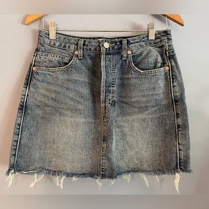 We The Free Distressed Hem Jean Hugged A-Line Denim Mini Skirt Size 28